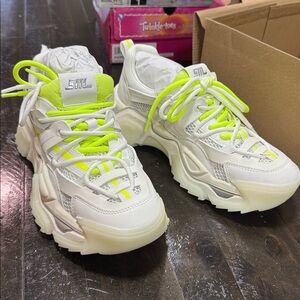 Steve Madden White and Neon Green Chunky Sneakers